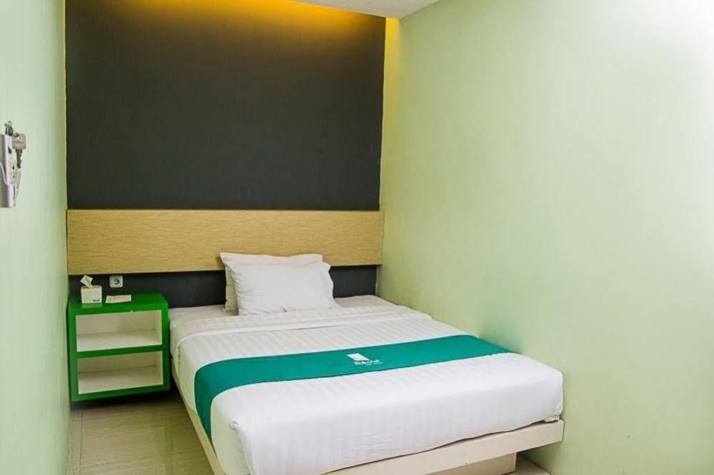 Oyo 277 Rukotel Near Rsu Adi Husada Undaan Kota Surabaya Exterior foto